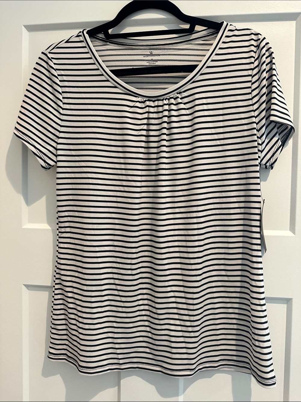 Worthington Black & White Striped Short Sleeve Scoop Neck Tee